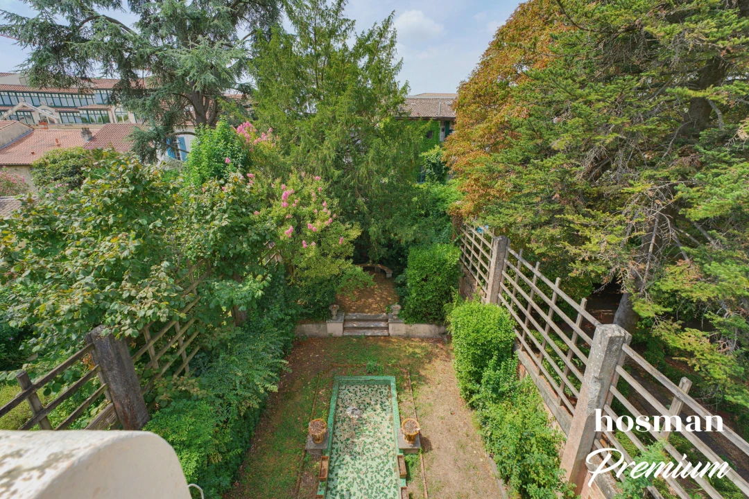Maison de 210.0 m² à Bordeaux
