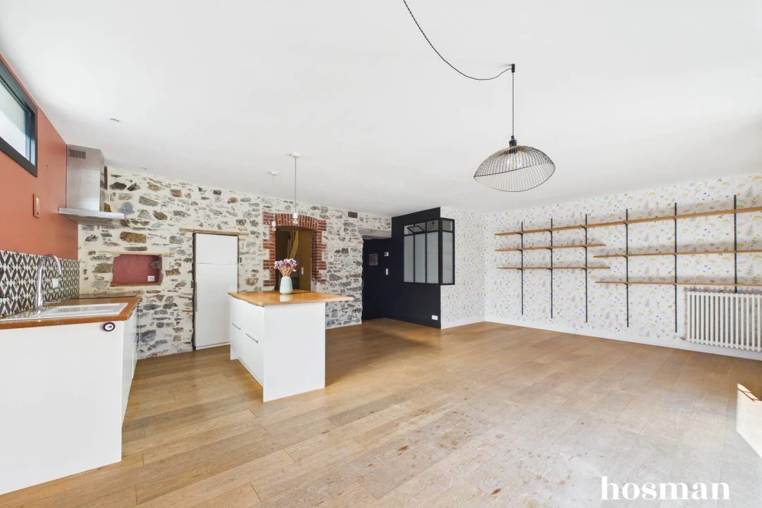Maison de 100.94 m² à La Montagne