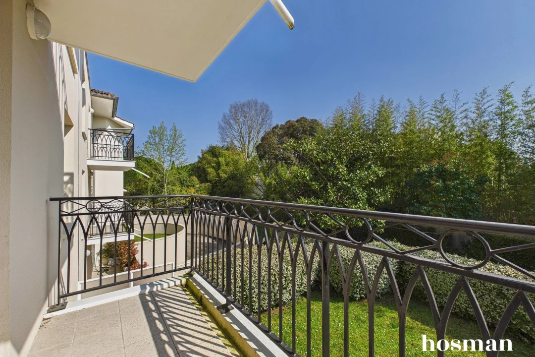 Appartement de 106.0 m² à Bordeaux