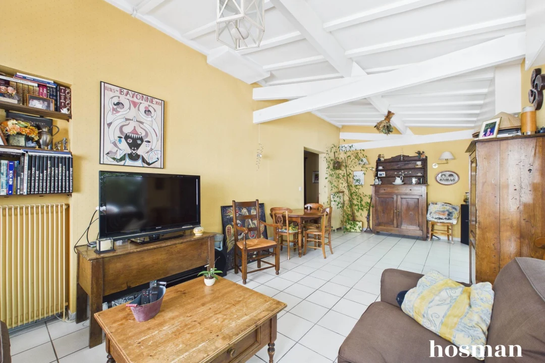 Maison de 136.0 m² à Bordeaux