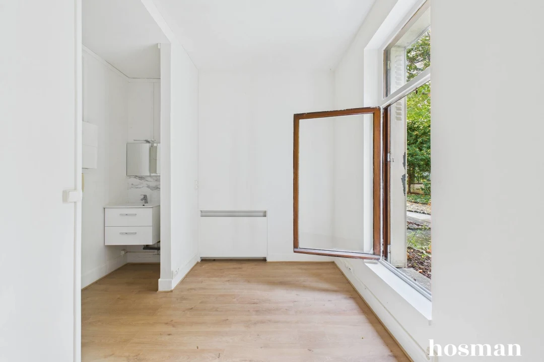 Appartement de 9.6 m² à Paris