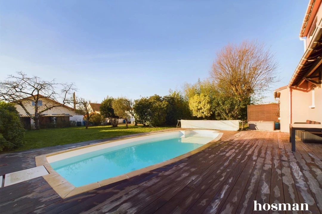 Maison de 140.0 m² à Saint-Sébastien-sur-Loire