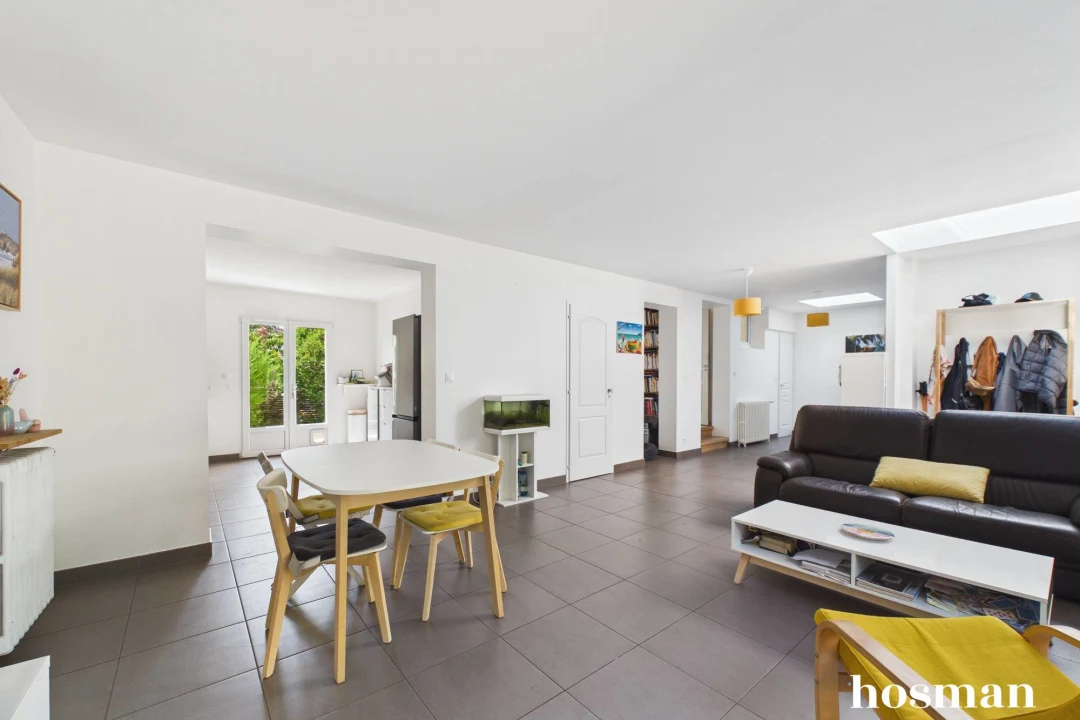 Maison de 110.3 m² à Saint-Sébastien-sur-Loire