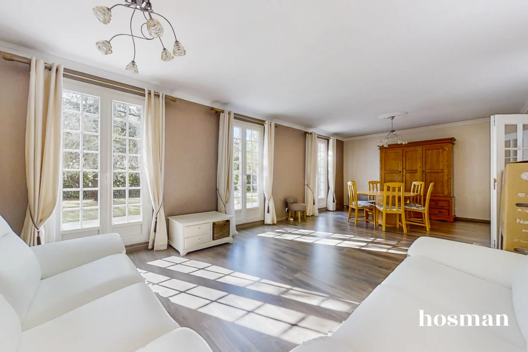 Maison de 130.0 m² à Saint-Jean-d'Illac