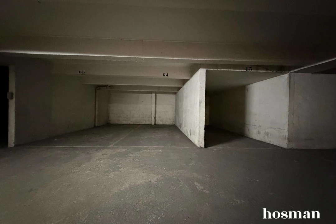 Parking de 12.04 m² à Paris