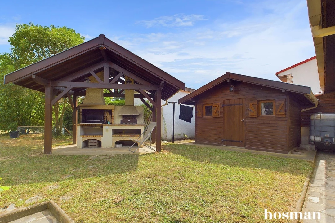 Maison de 106.0 m² à Saint-Genis-Laval