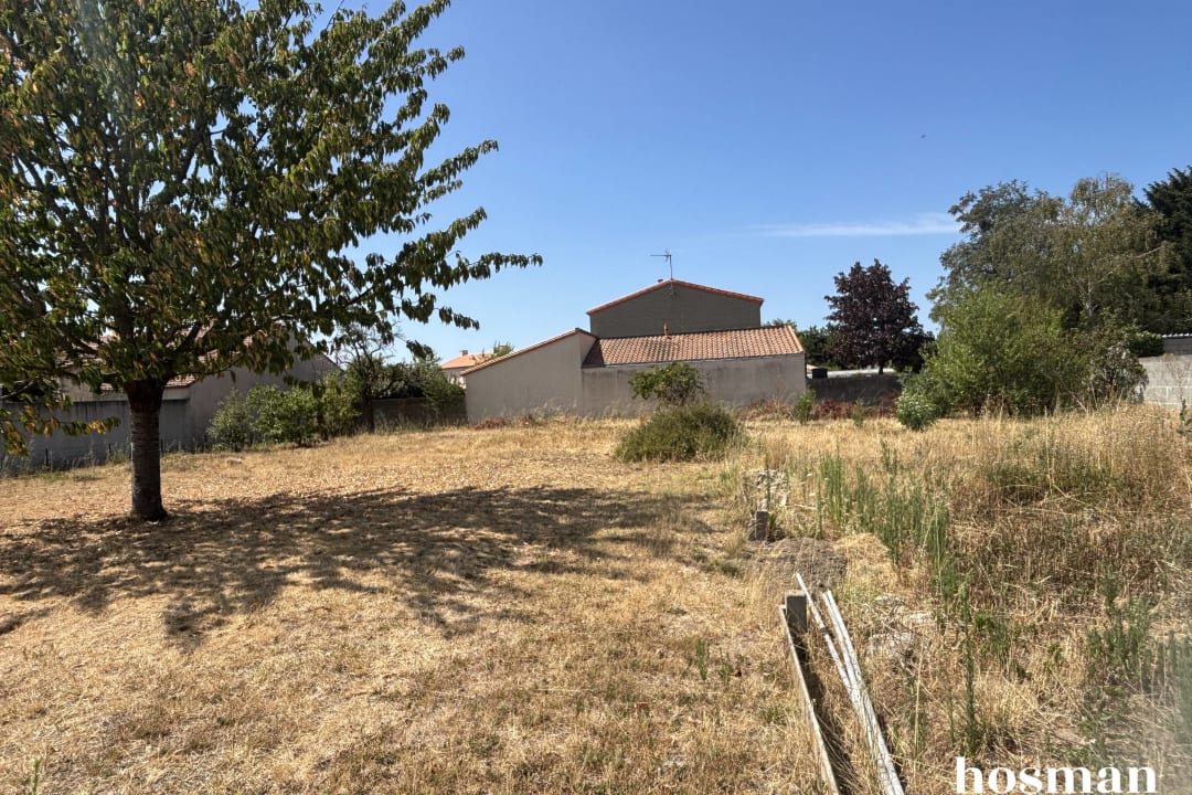 Maison de 859.0 m² à Saint-Sébastien-Sur-Loire