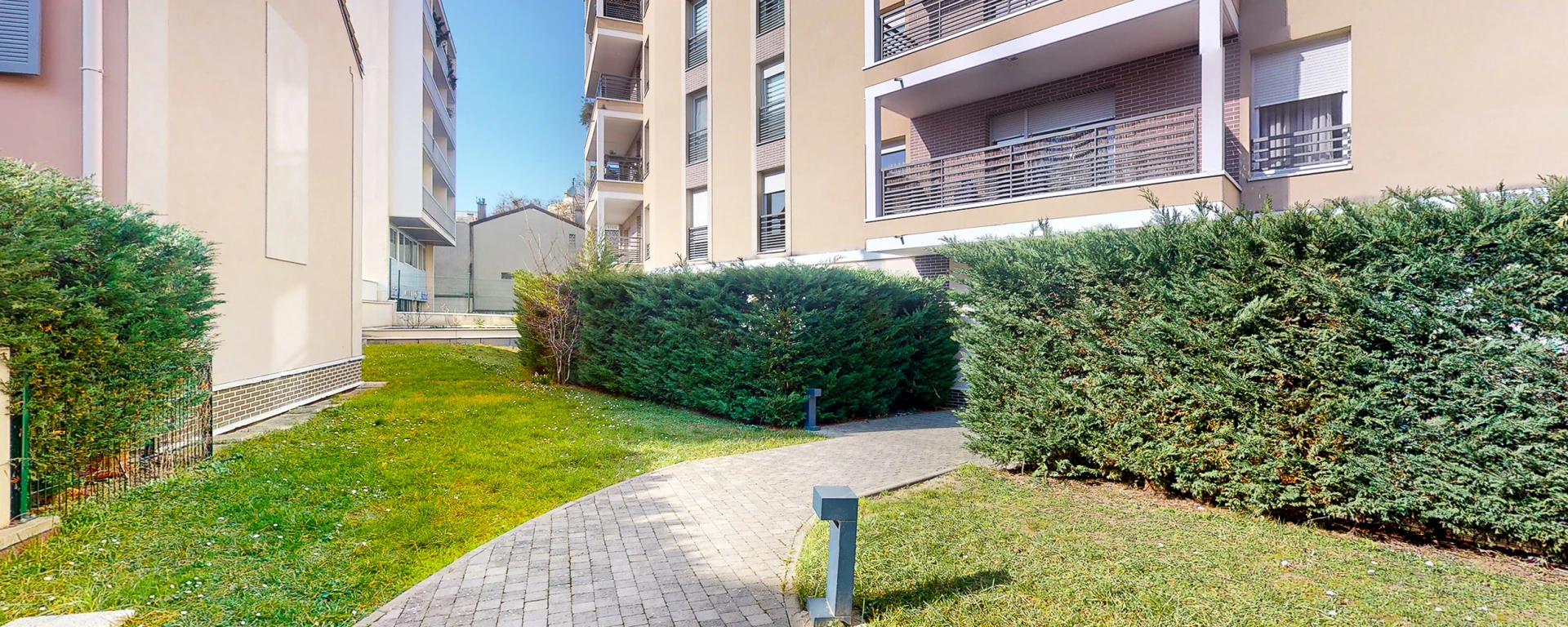 Maison de 83.0 m² à Nanterre