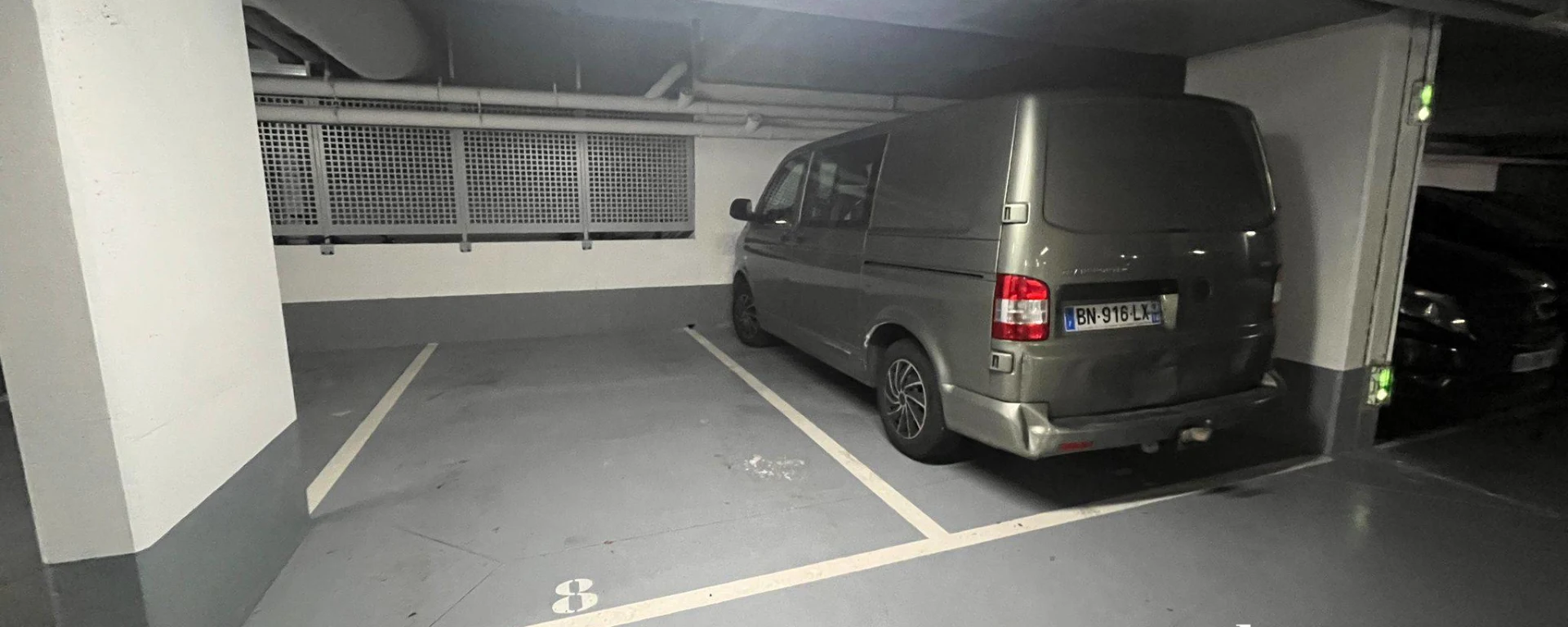 Parking de 13.0 m² à Paris
