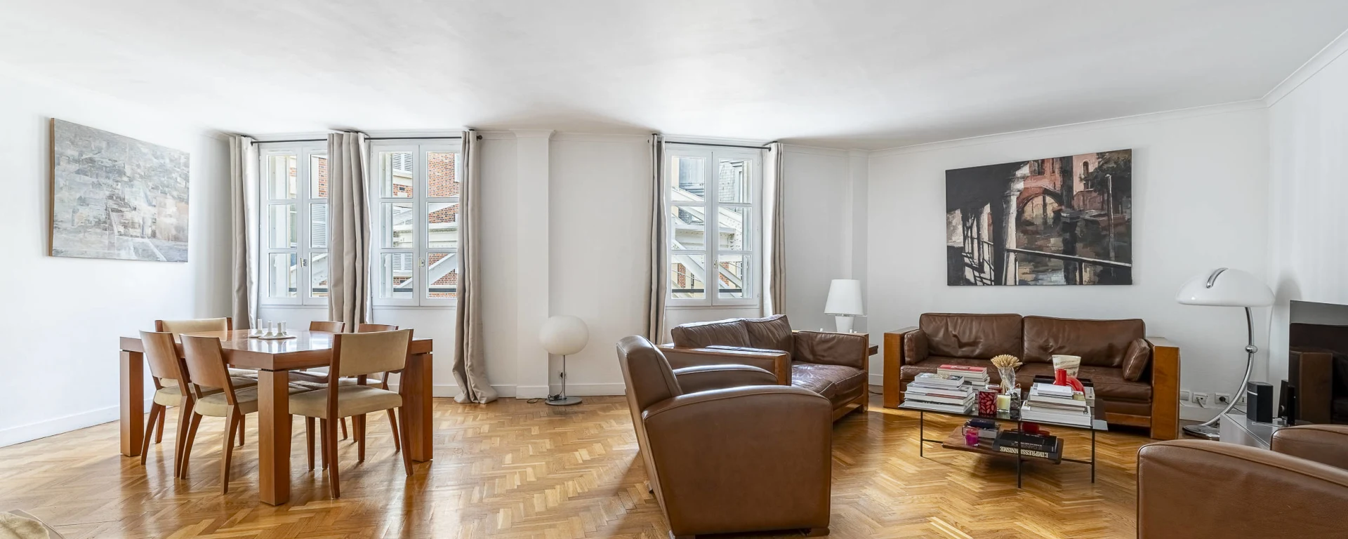 Appartement de 157.3 m² à Paris