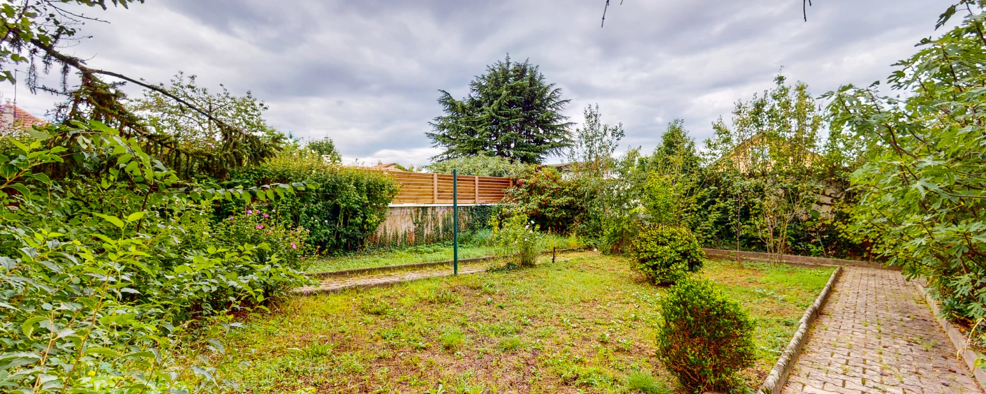 Appartement de 100.0 m² à Bron