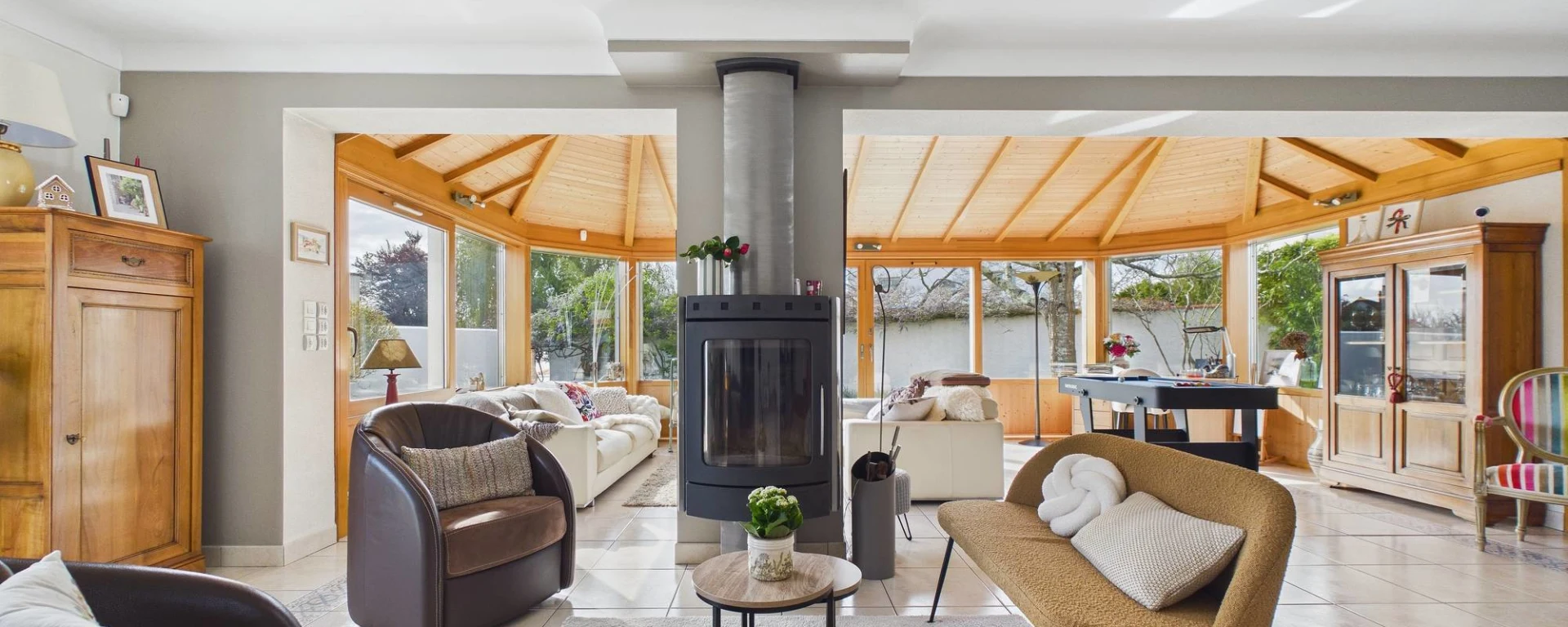 Maison de 201.3 m² à Saint-Sébastien-sur-Loire