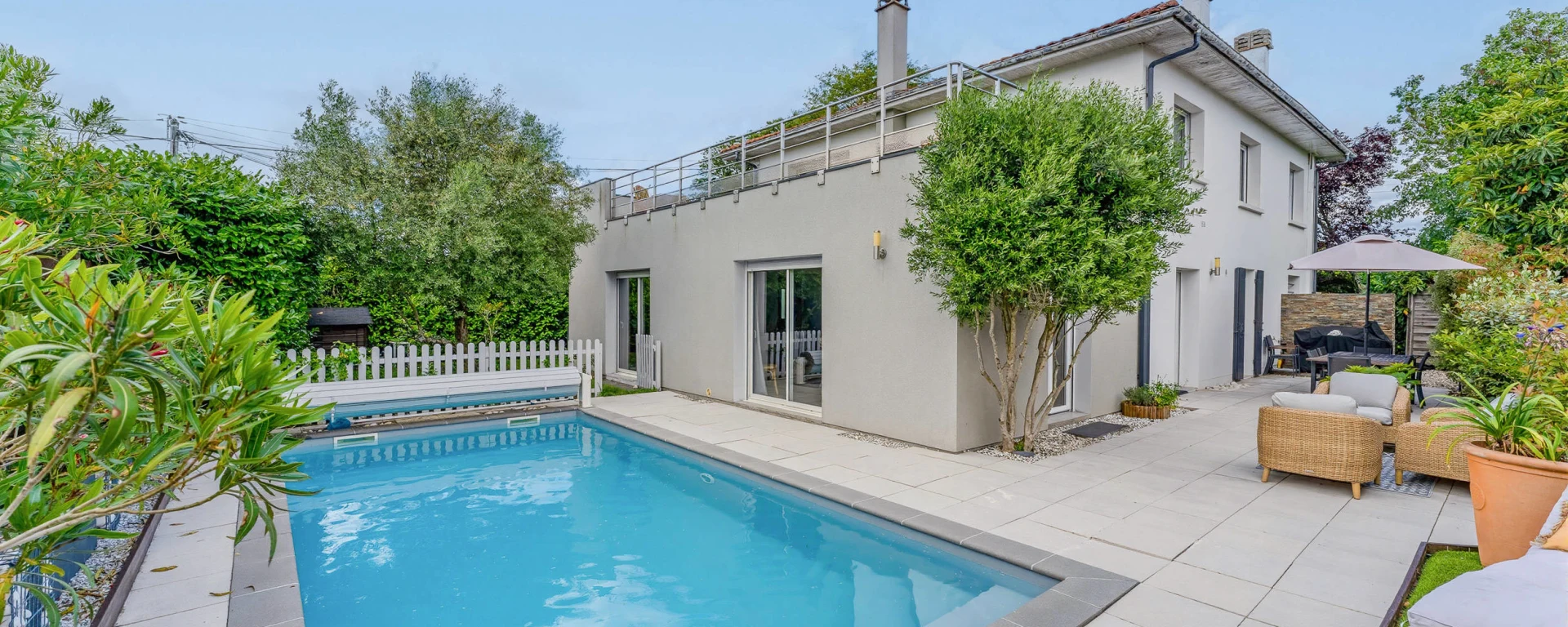 Maison de 205.0 m² à Mérignac