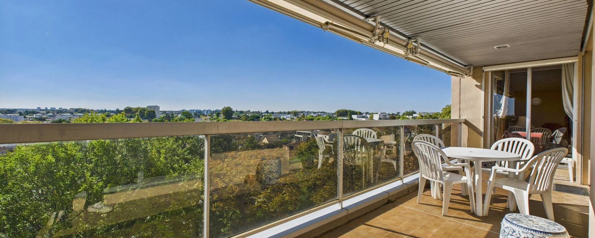 Appartement de 147.0 m² à Bordeaux