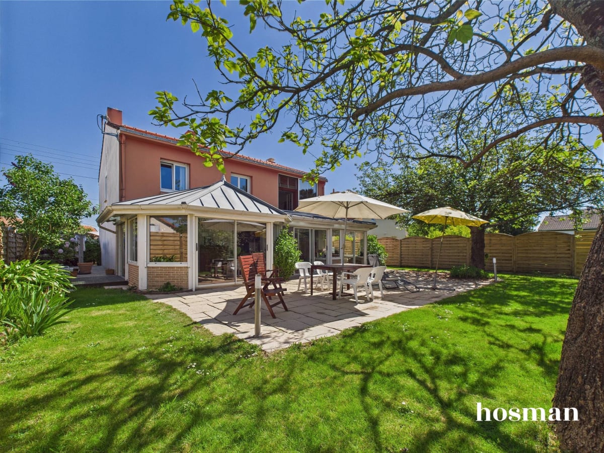 Maison de 193.0 m² à Saint-Sébastien-sur-Loire