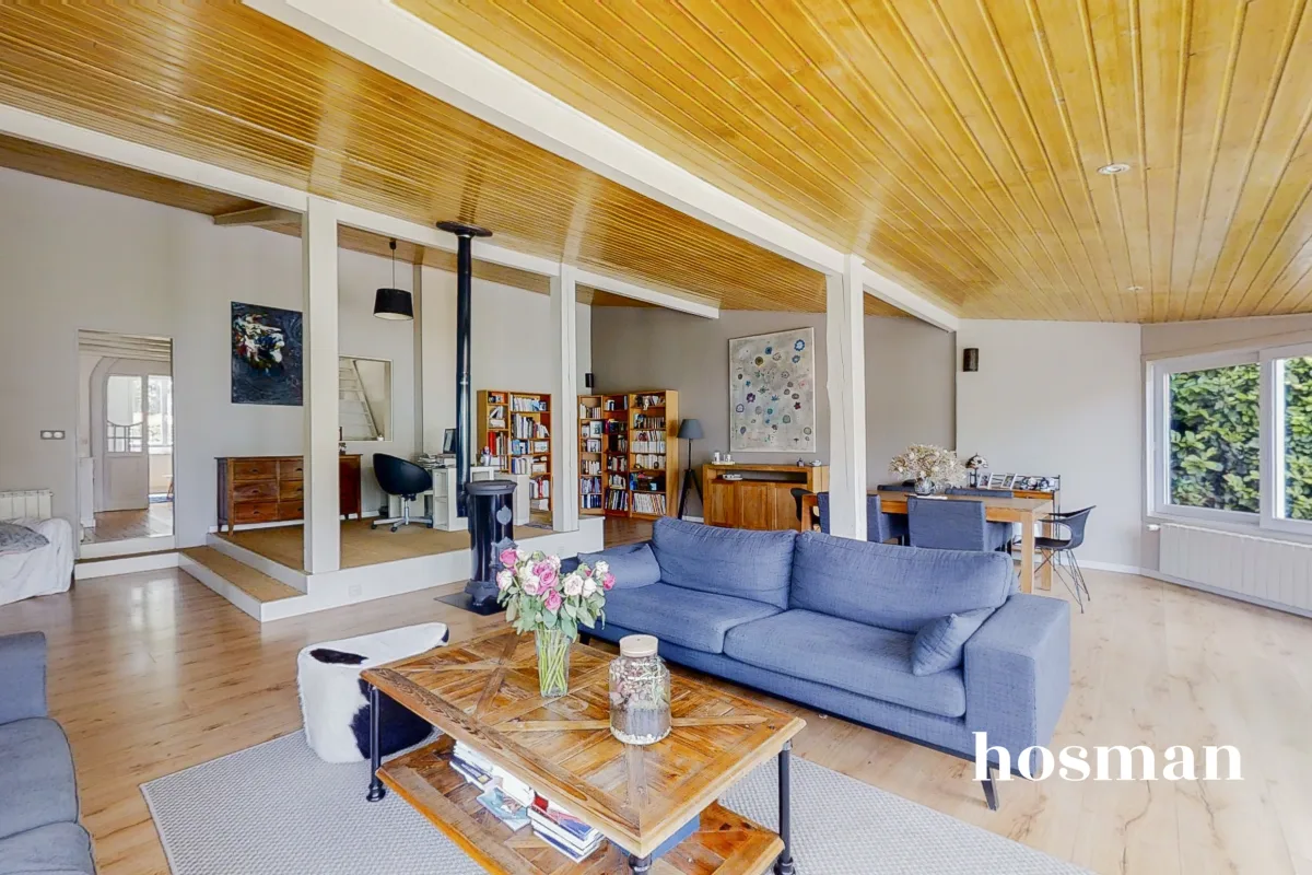 Maison de 180.0 m² à Saint-Médard-en-Jalles