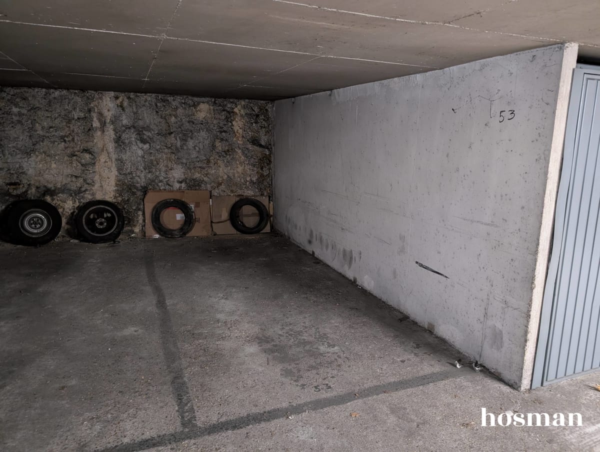 Parking de 10.0 m² à Paris