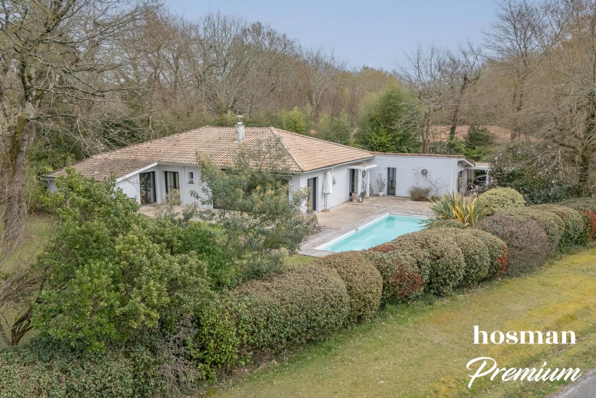 Maison de 180.0 m² à Saint-Sulpice-et-Cameyrac