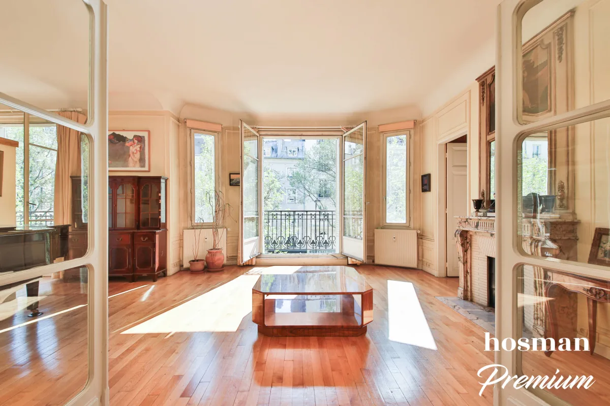 Appartement de 166.0 m² à Paris