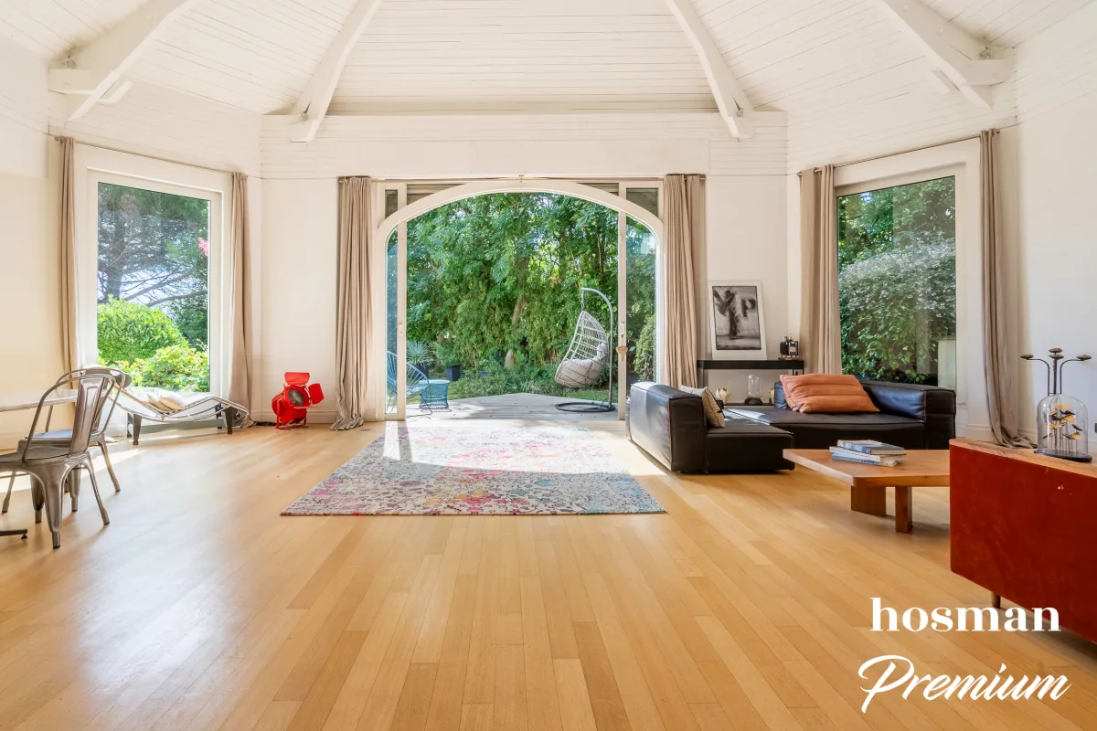 Maison de 595.0 m² à Garches