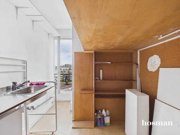 Appartement de 6.34 m² à Paris