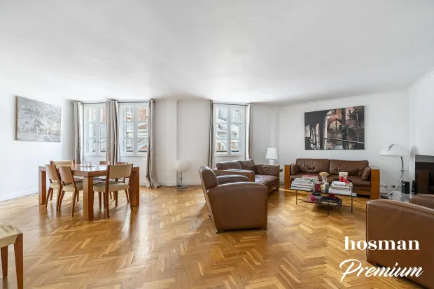 Appartement de 158.0 m² à Paris