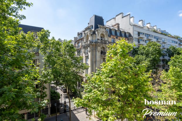 Appartement de 253.0 m² à Paris