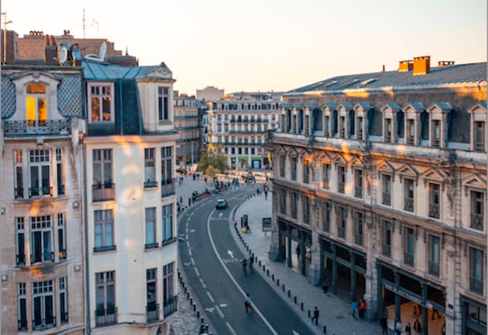 article Vendre en 2024 : quels sont les diagnostics obligatoires lors d'une vente immobilière ?