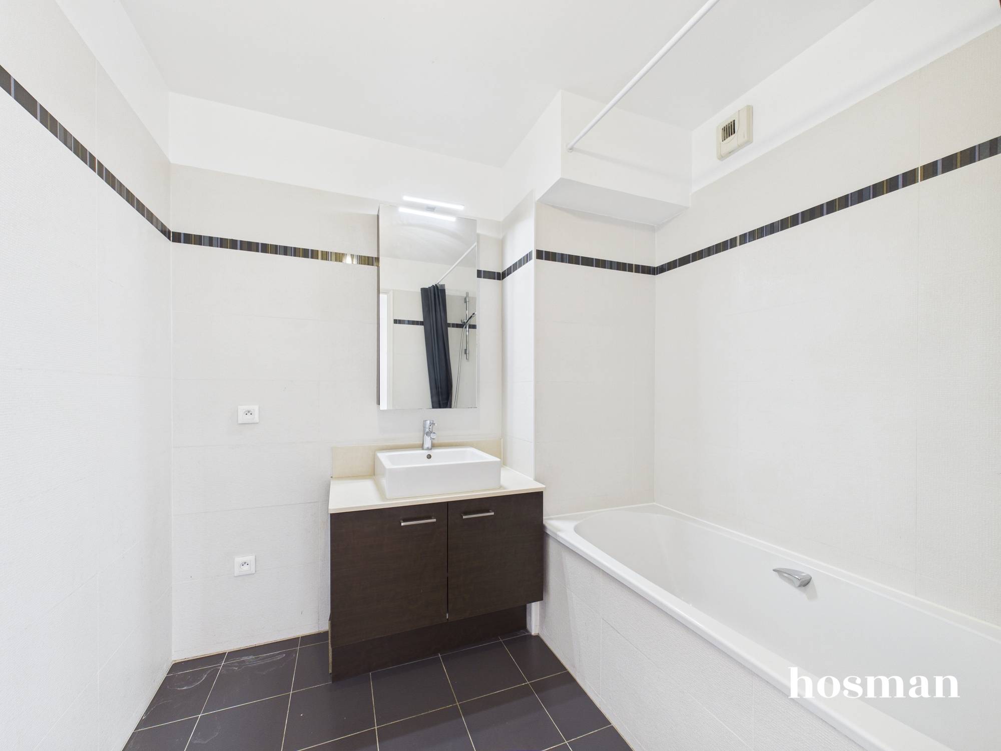 Photo 13 - Appartement 56.0 Suresnes