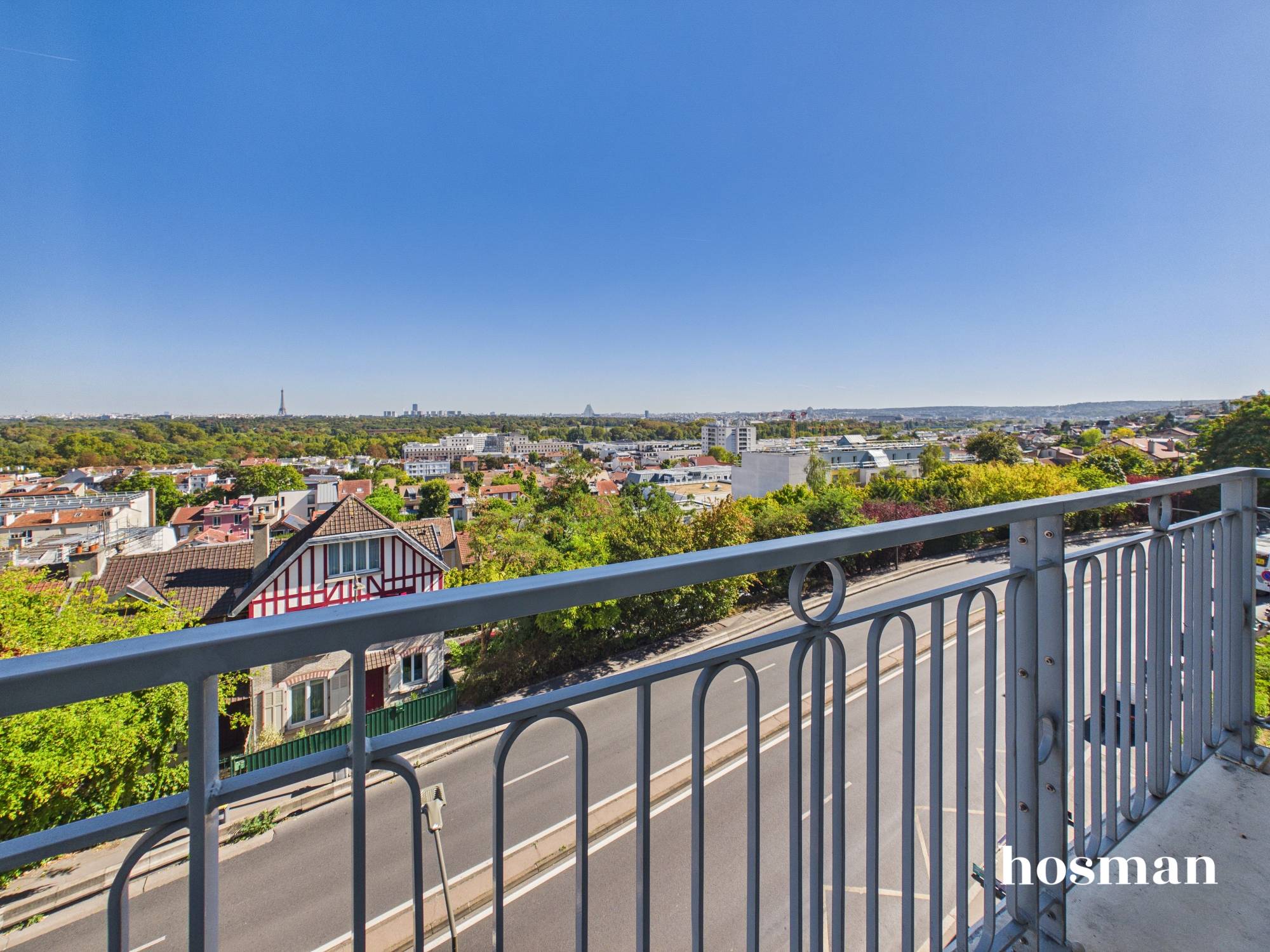 Photo 1 - Appartement 79.06 Suresnes