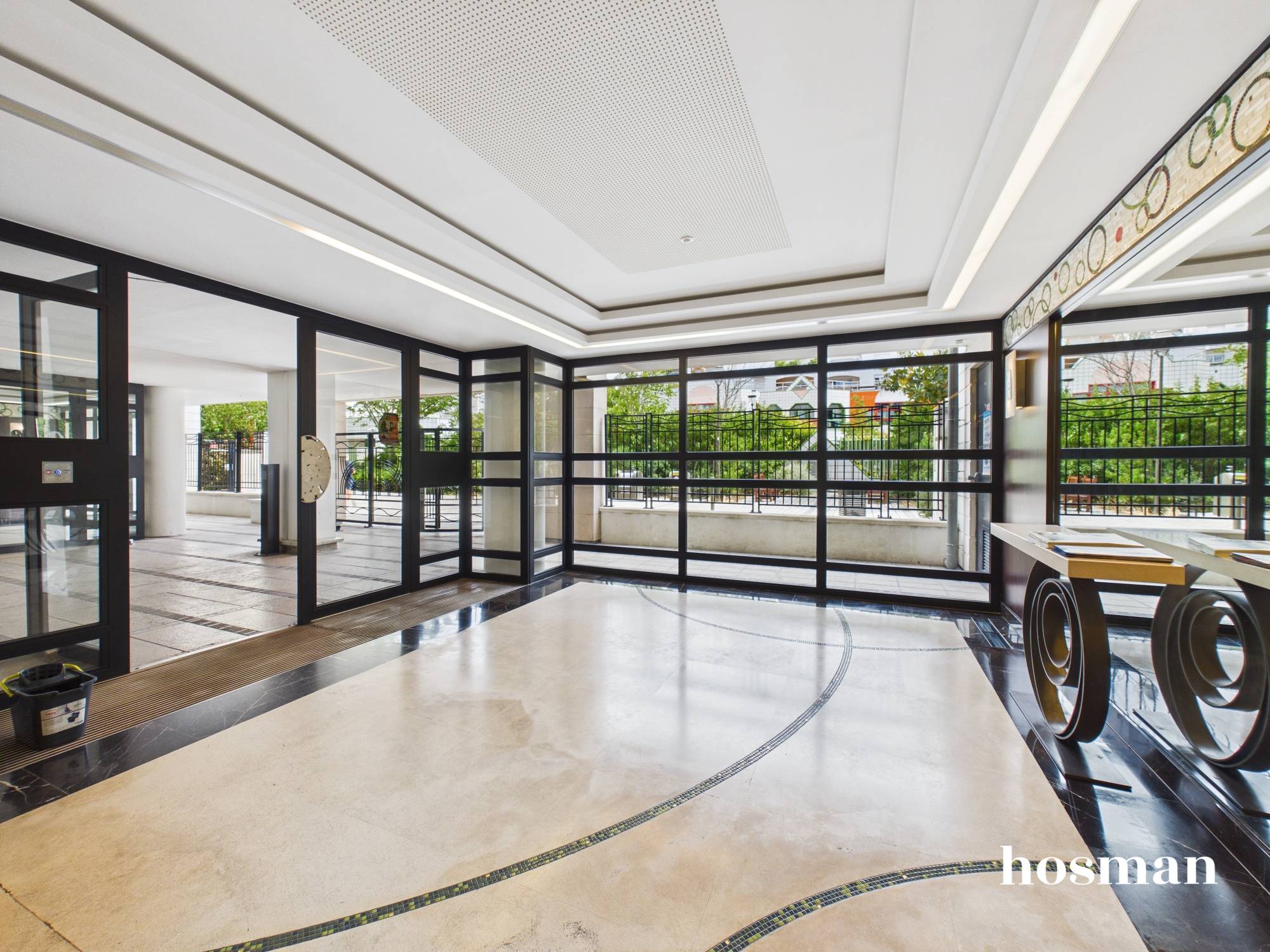 Photo 14 - Appartement 56.0 Suresnes