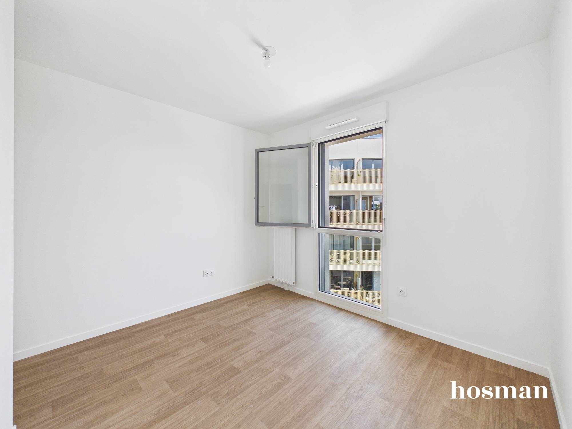 Photo 15 - Appartement 76.43 Aubervilliers
