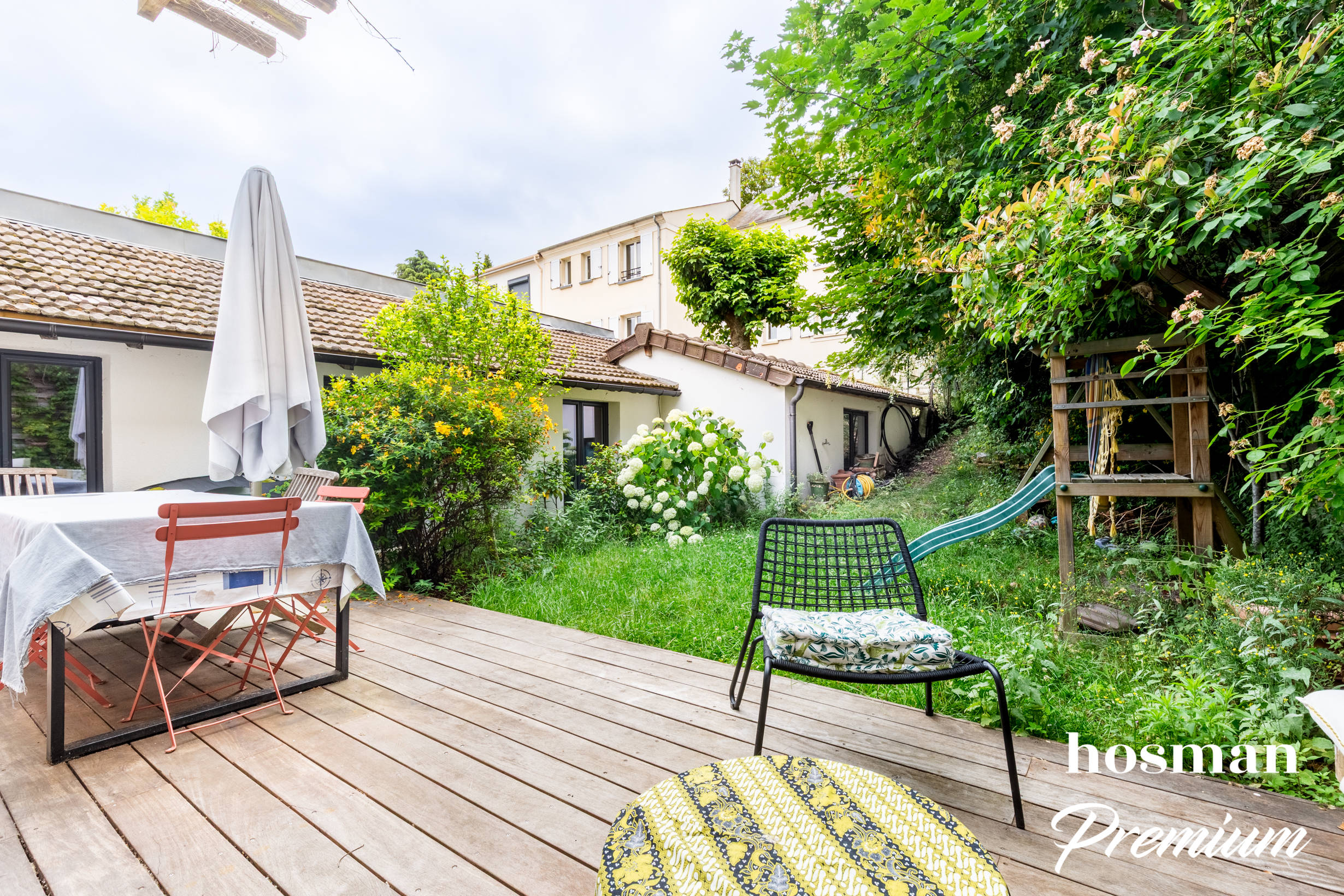 Photo 16 - Maison 184.0 Suresnes