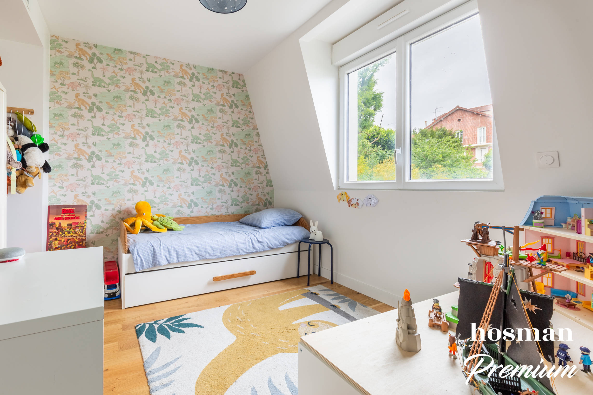 Photo 13 - Maison 184.0 Suresnes