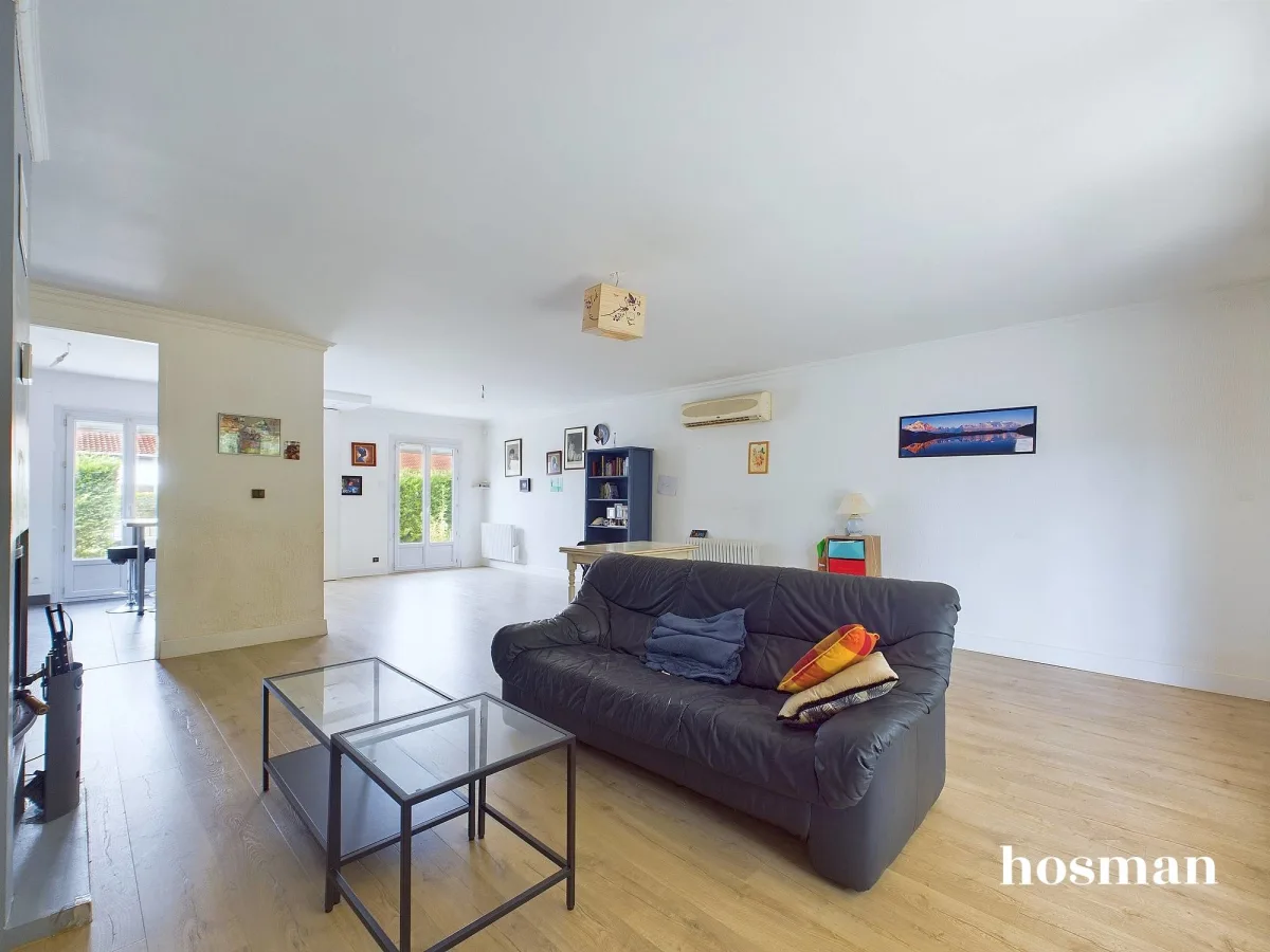 Maison de 106.0 m² à Saint-Genis-Laval