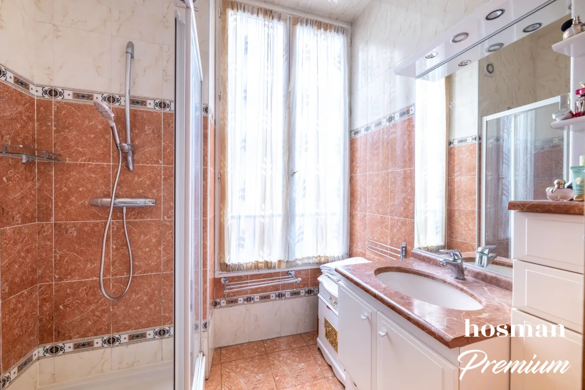 Appartement de 123.0 m² à Paris