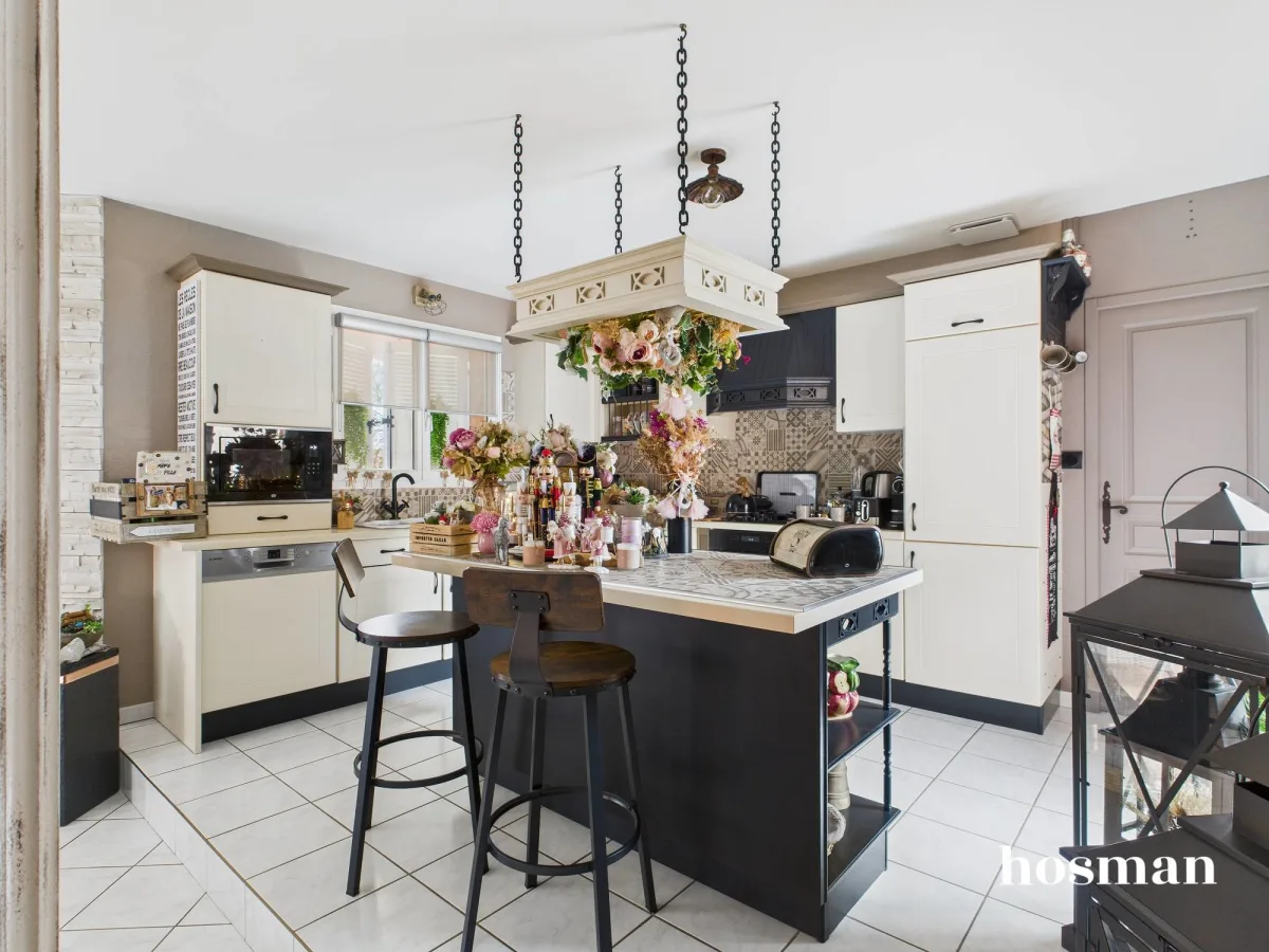 Maison de 130.0 m² à Jonage