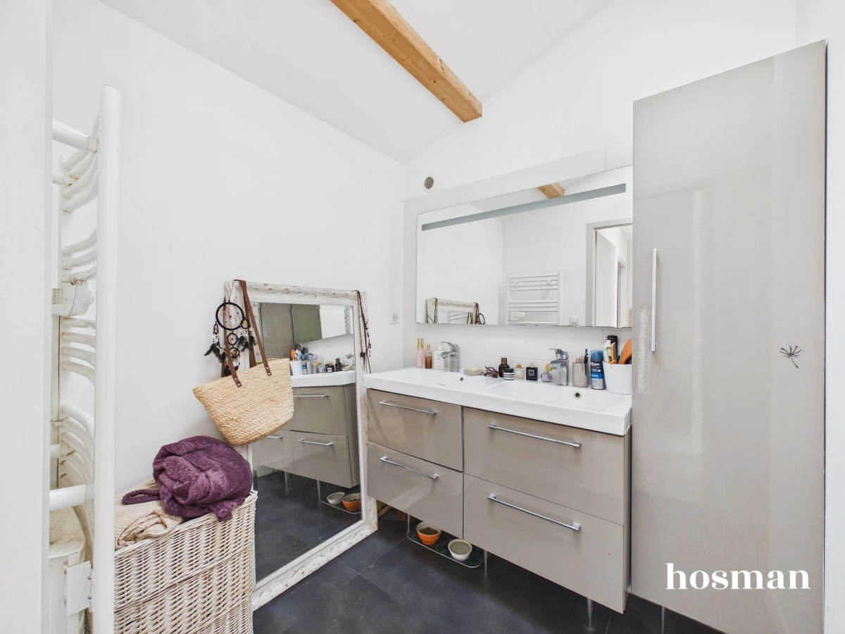 Maison de 100.0 m² à Bordeaux