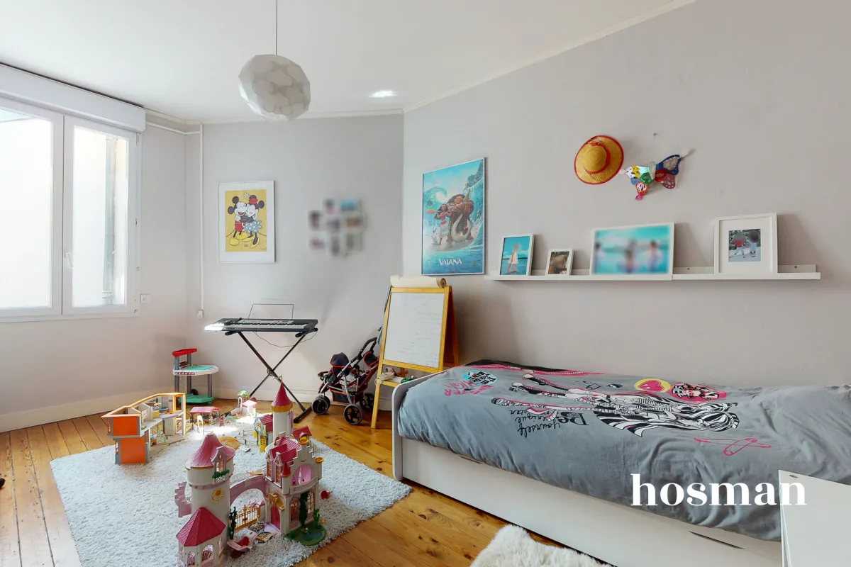 Maison de 168.0 m² à Bordeaux