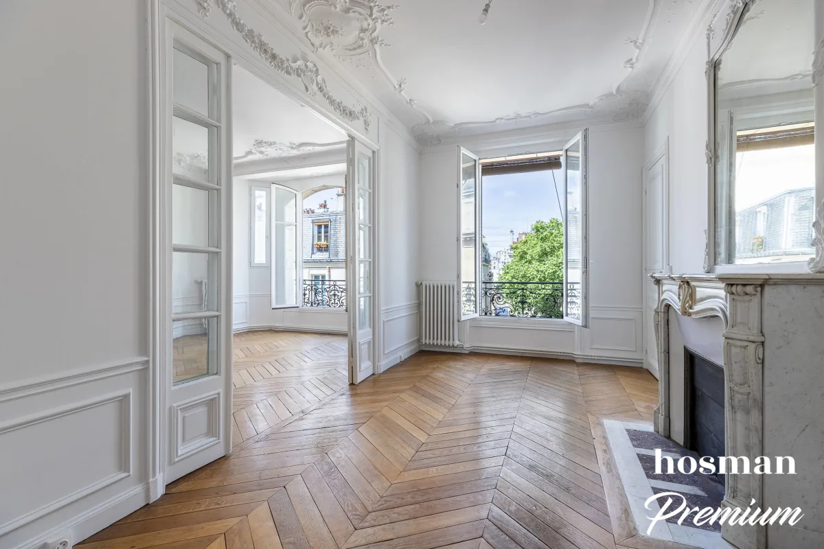 Appartement de 121.0 m² à Paris