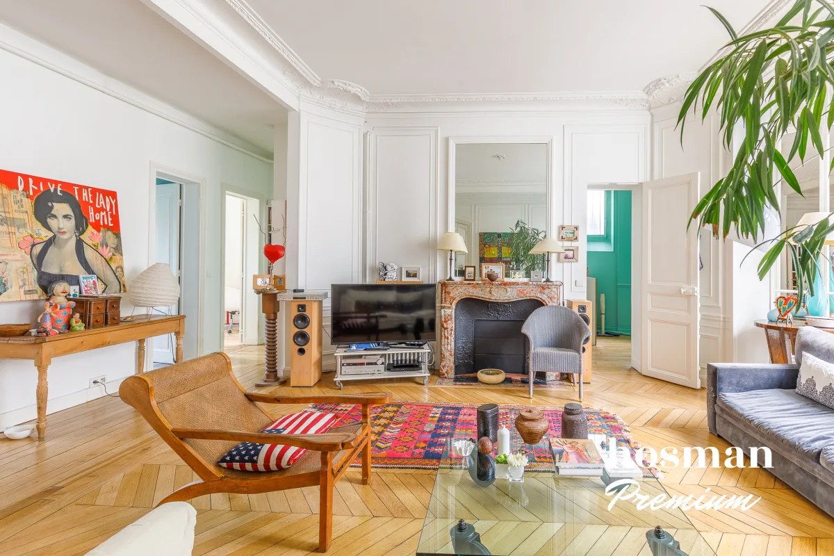 Appartement de 158.0 m² à Paris