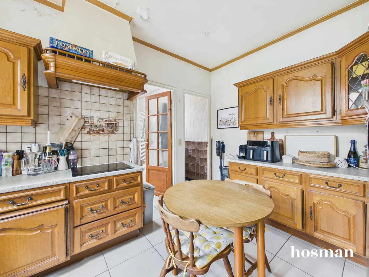 Maison de 80.0 m² à Suresnes