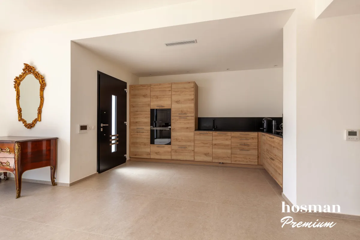 Maison de 190.0 m² à Marseille