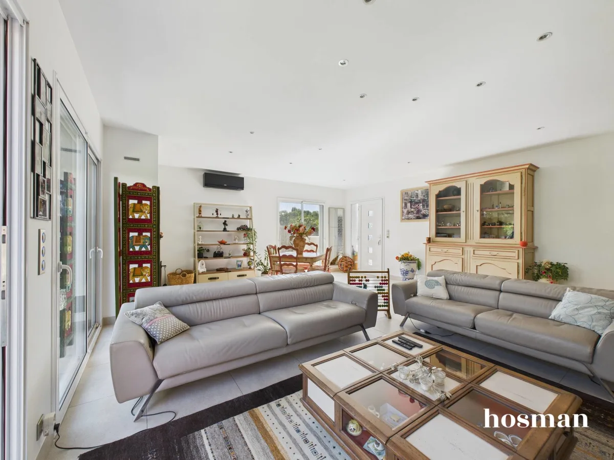 Maison de 167.0 m² à Mérignac