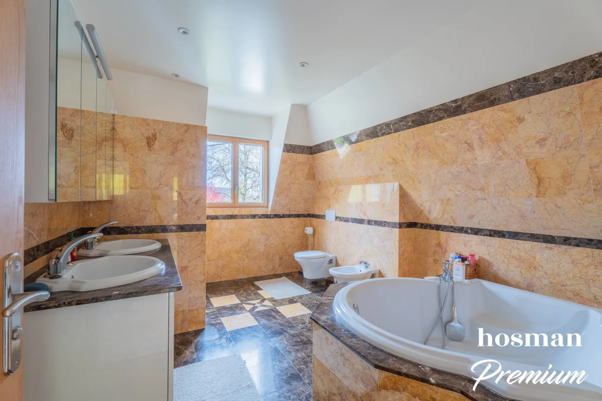 Maison de 180.0 m² à Rueil-Malmaison