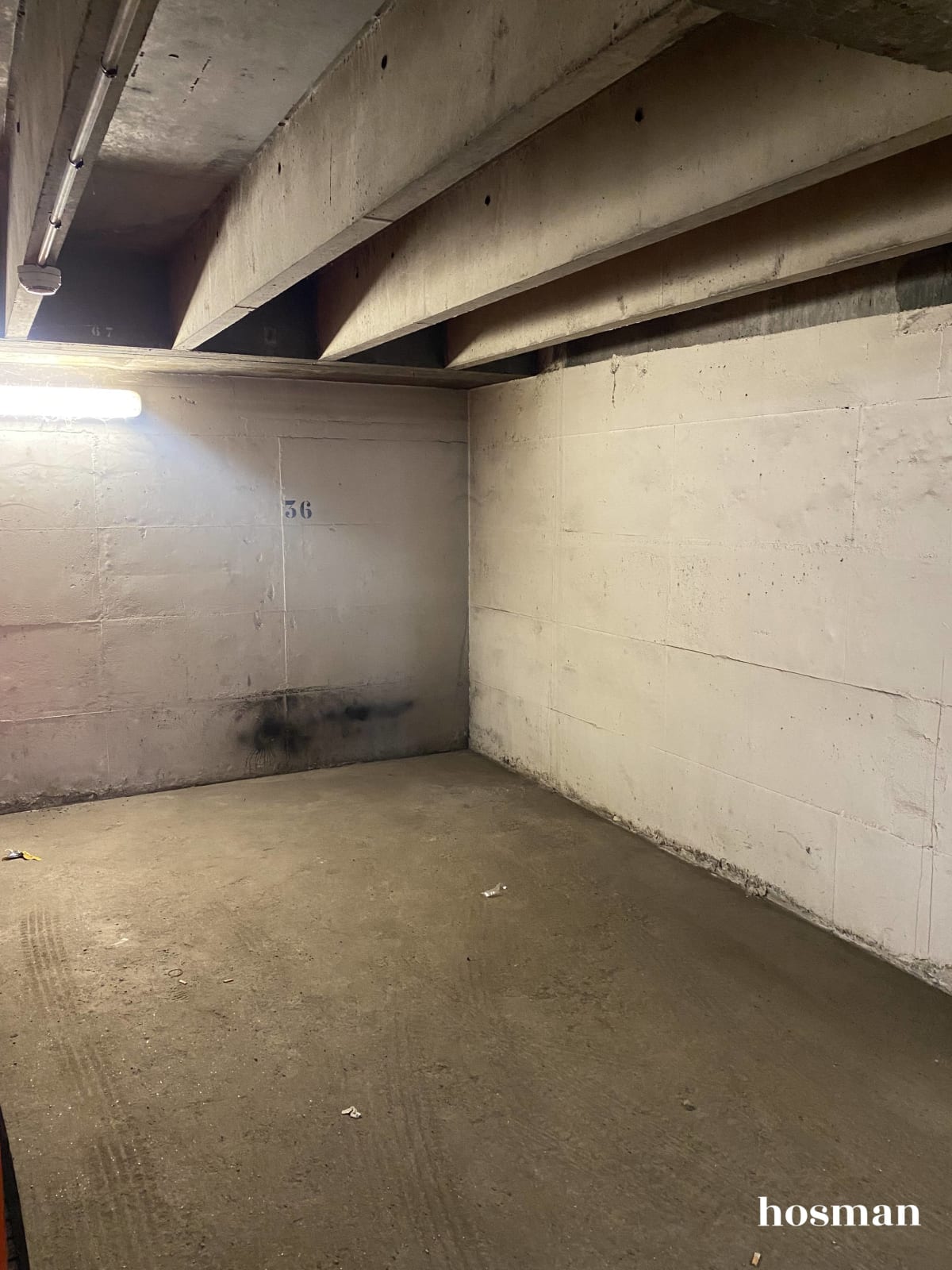 Parking de 13.65 m² à Paris
