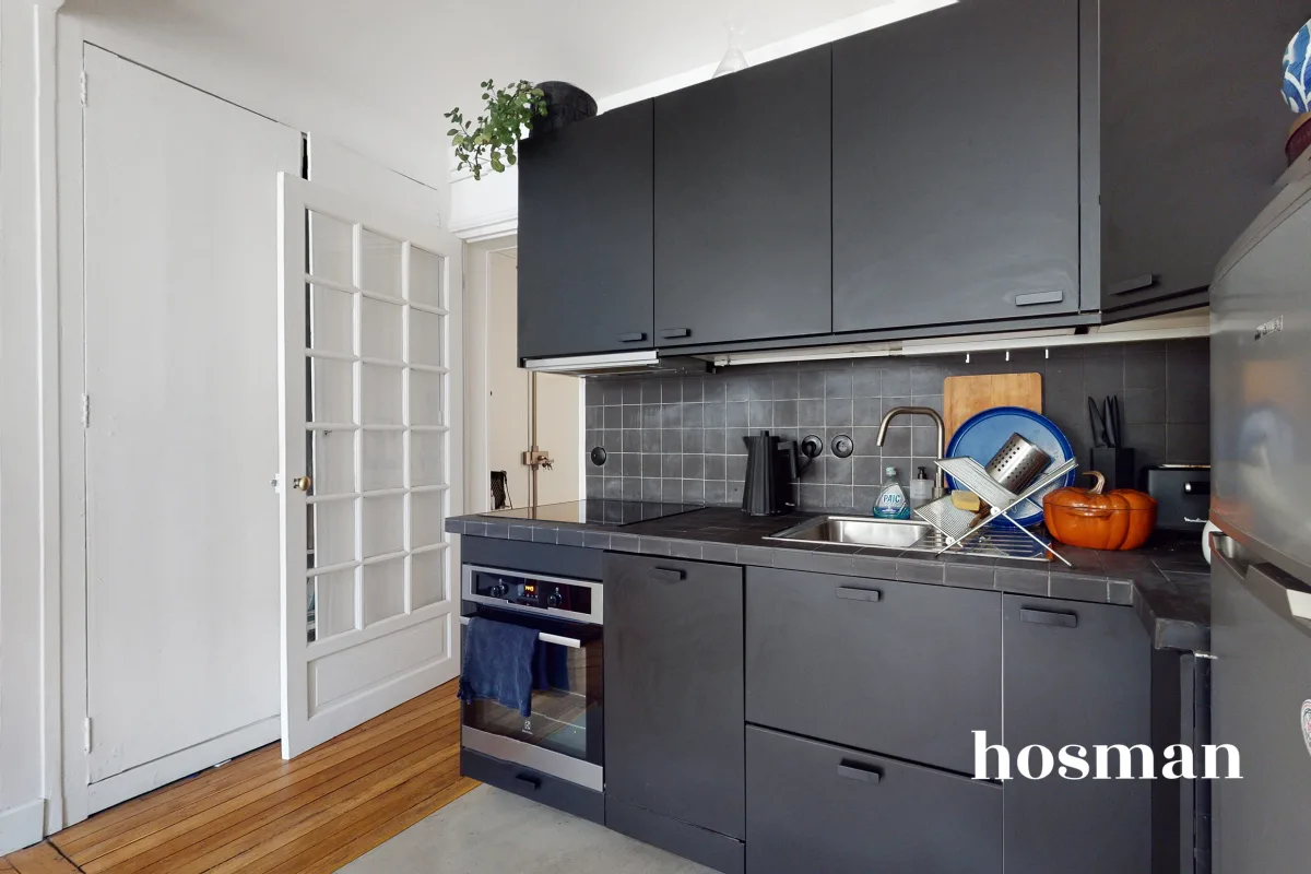 Ravissant appartement de 54 m2 - Entièrement rénové - Rue Poulet, 75018