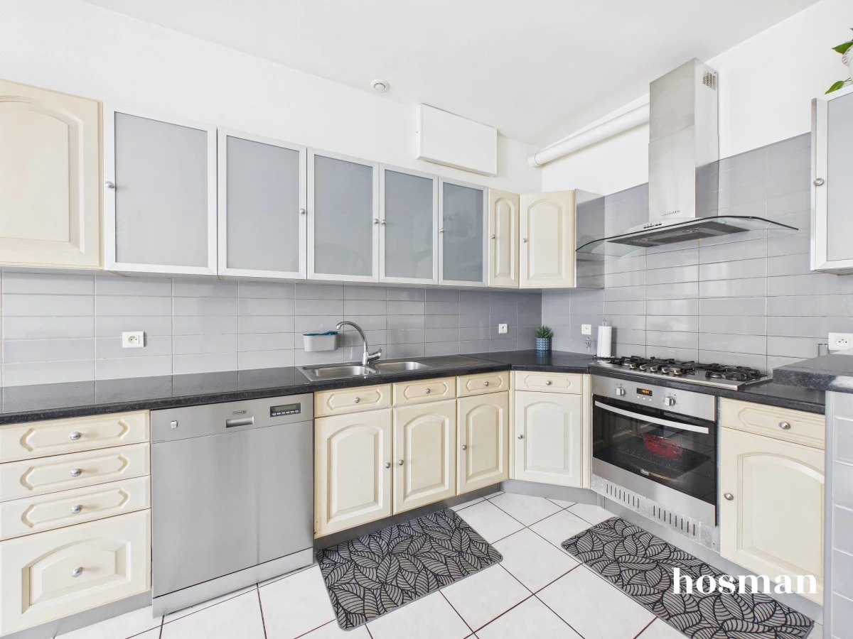 Maison de 114.0 m² à Carbon-Blanc