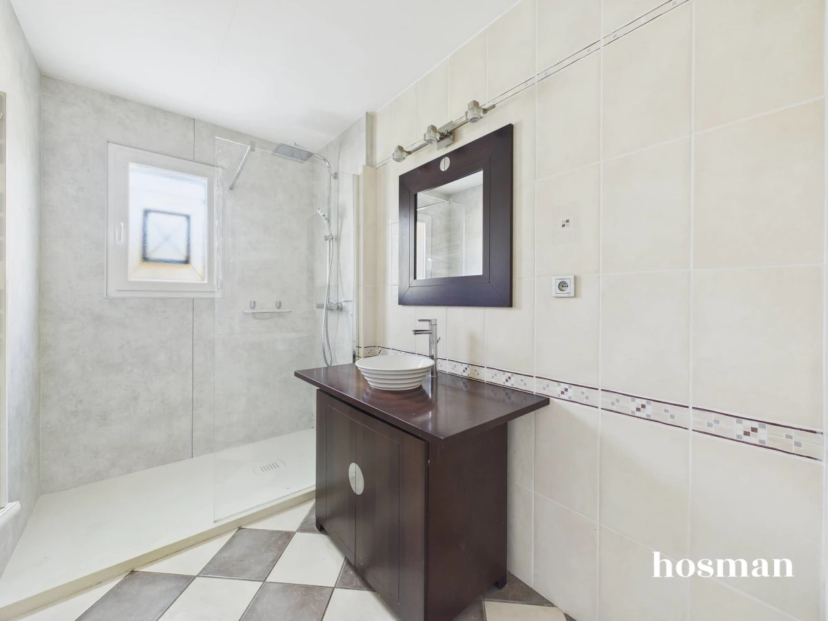 Maison de 106.14 m² à Le Pian-Médoc