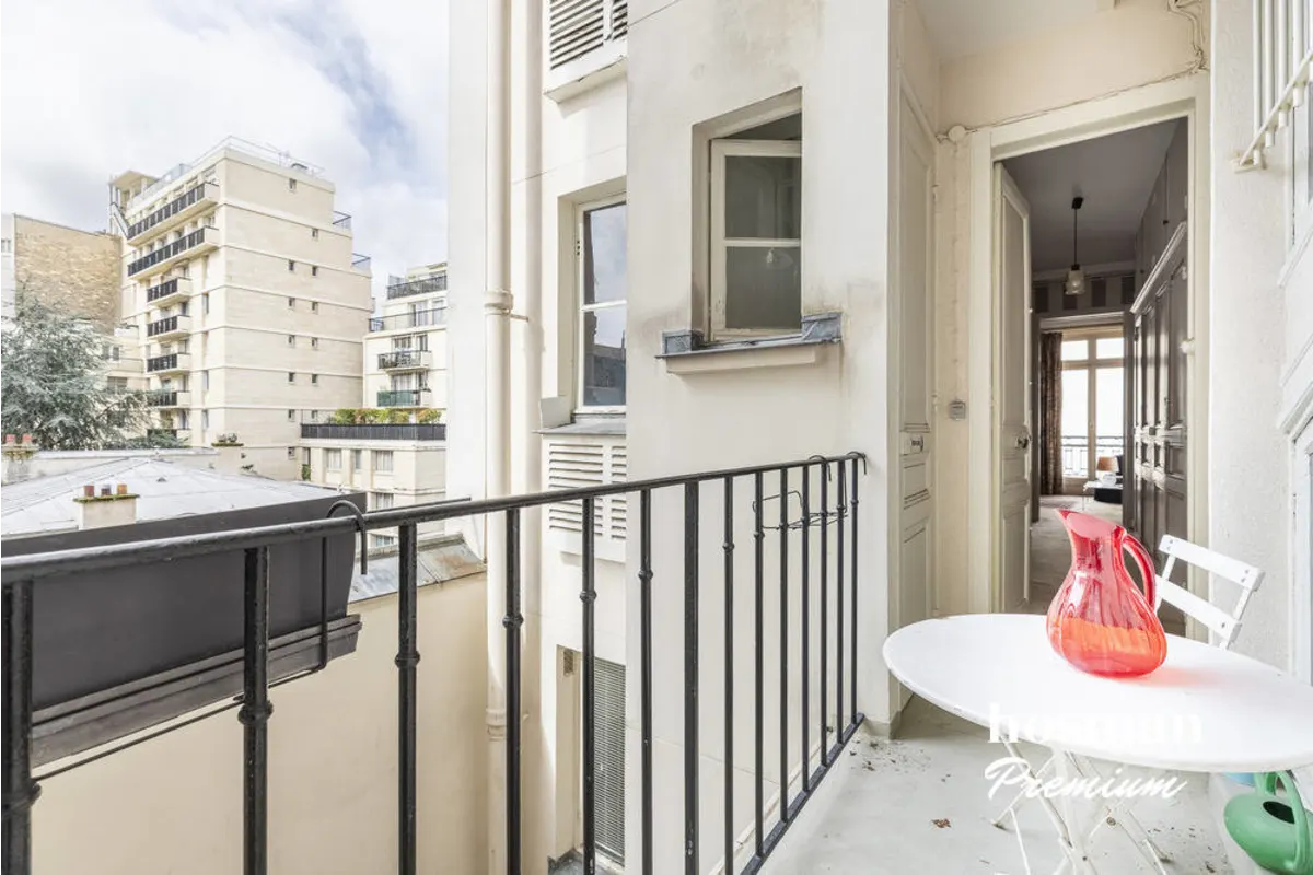 Appartement de 137.72 m² à Paris